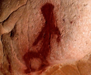 Grotta del Genovese, figura antropomorfa seduta